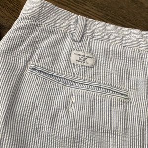 Vineyard Vines seersucker pants